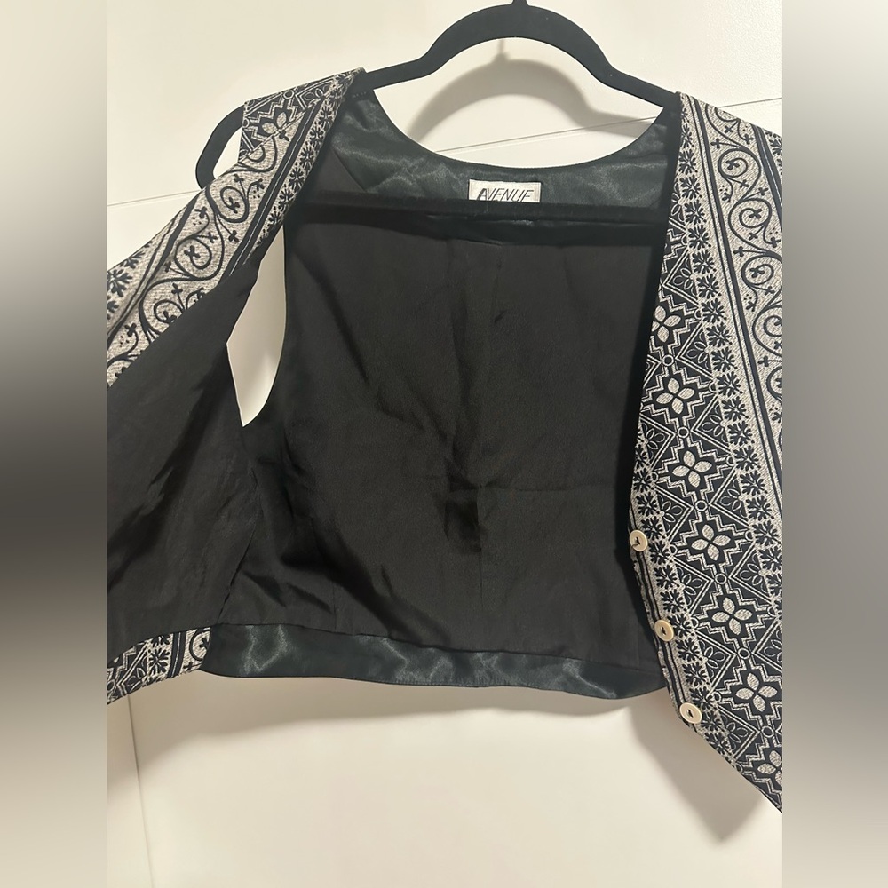 Avenue vest - Picture 4 of 7